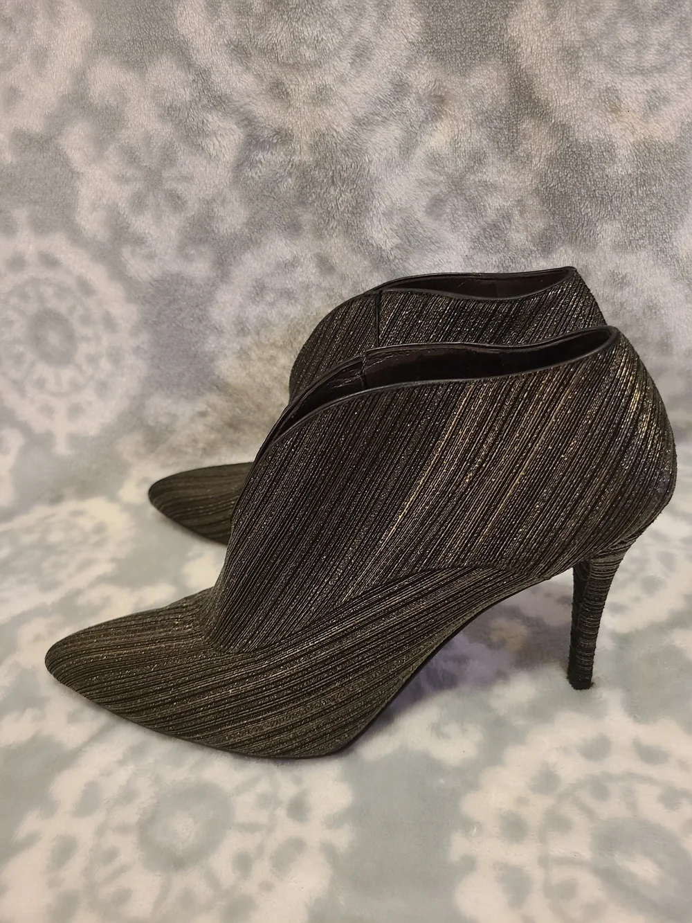 Stuart Weitzman Metallic Black Pointed-Toe Ankle Boots Pumps Size 8